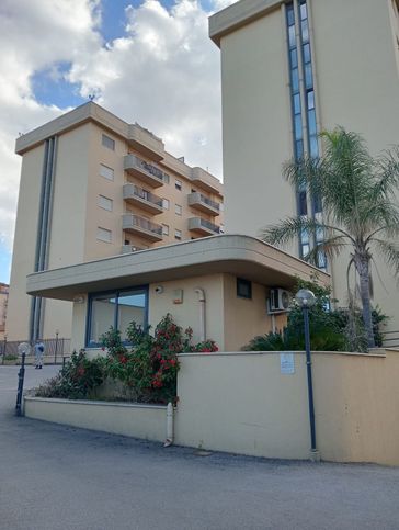 Appartamento in residenziale in Via Messina Marine 365