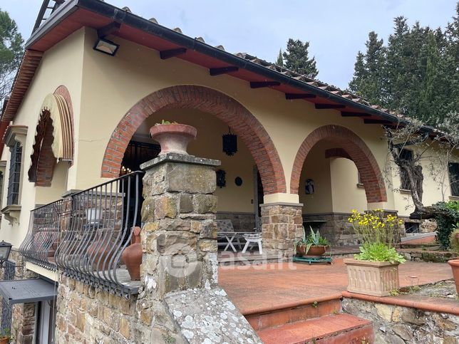 Casa indipendente in residenziale in Via XXV Aprile