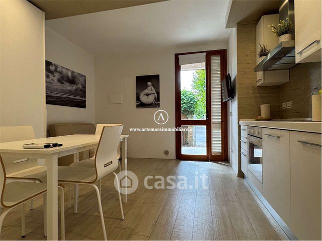 Appartamento in residenziale in Via Cortona
