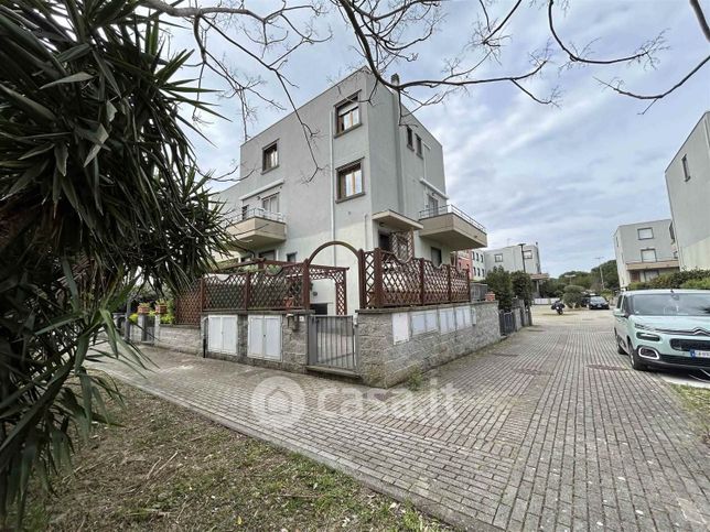 Appartamento in residenziale in Via Toscana 52