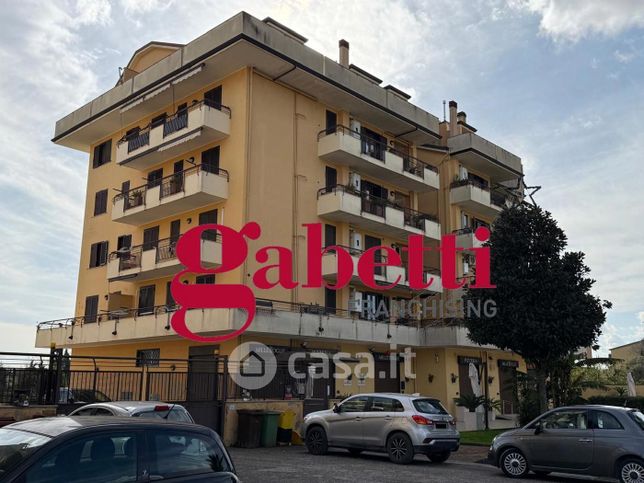 Appartamento in residenziale in Via Grotta 66
