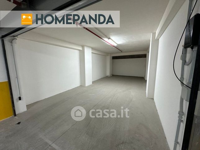 Garage/posto auto in residenziale in Viale XX Settembre 50