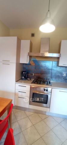 Appartamento in residenziale in Via Pietro Lari 23