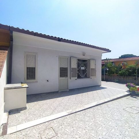 Villa in residenziale in Via Bettino Craxi 39
