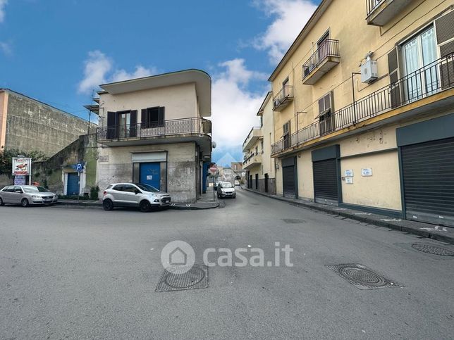 Garage/posto auto in residenziale in Via Alfredo Pecchia 9