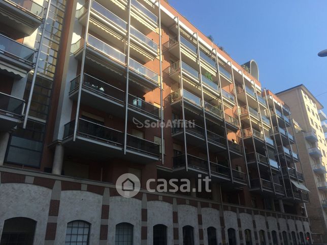 Appartamento in residenziale in Via Buenos Aires 4