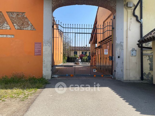 Rustico/casale in residenziale in Cascina Favalla 1