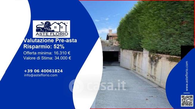 Box/posto auto in residenziale in Via Fossarmato 5