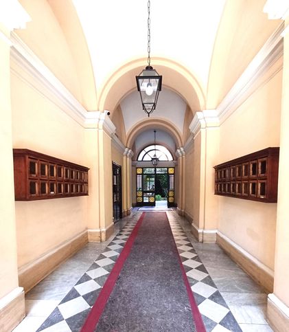 Ufficio in commerciale in Viale Regina Margherita 239