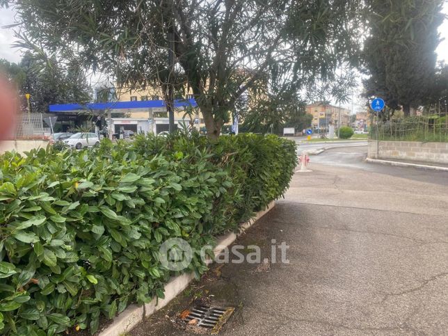 Box/posto auto in residenziale in Via Donatori di Sangue