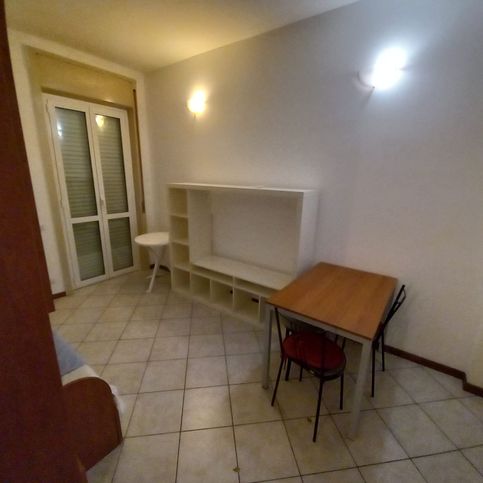 Appartamento in residenziale in Via Montelungo 26