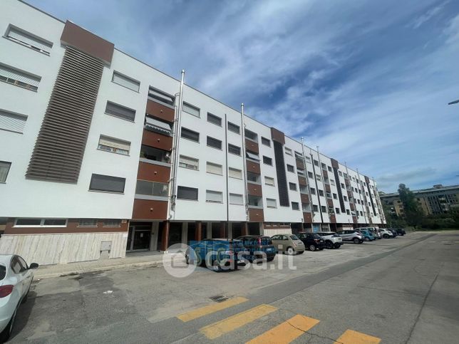 Appartamento in residenziale in Via Gaeta 49