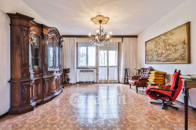 Appartamento in residenziale in Via George Gordon Byron