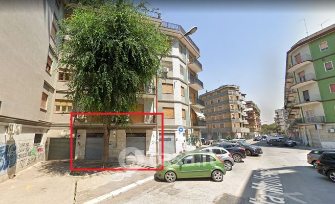 Attivitã /licenza (con o senza mura) in commerciale in Via Molfetta