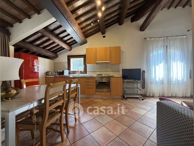Appartamento in residenziale in Vicolo Mezzaluna