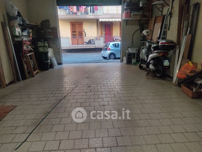 Garage/posto auto in residenziale in Via Orazio Samperi 22