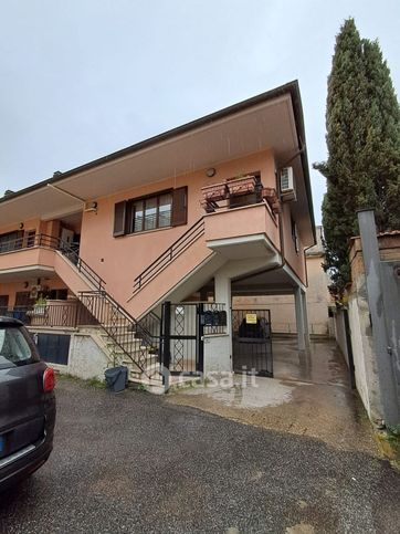 Appartamento in residenziale in Via dei Villini 11