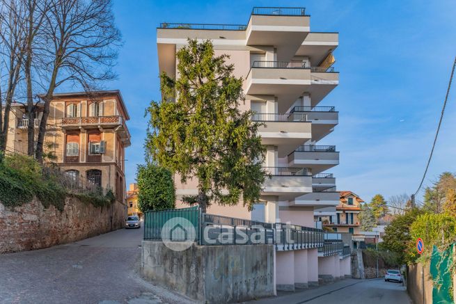 Appartamento in residenziale in Via Volta 6