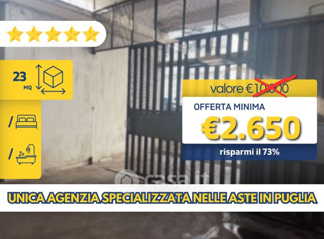 Garage/posto auto in residenziale in Via Provinciale Matino 9