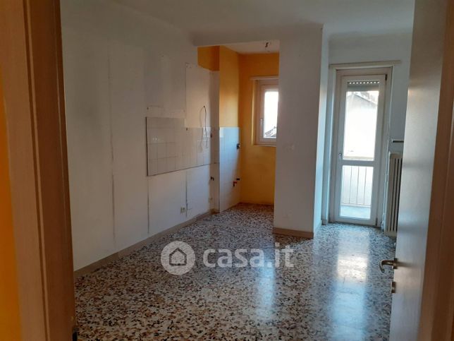 Appartamento in residenziale in Via Stazione 3