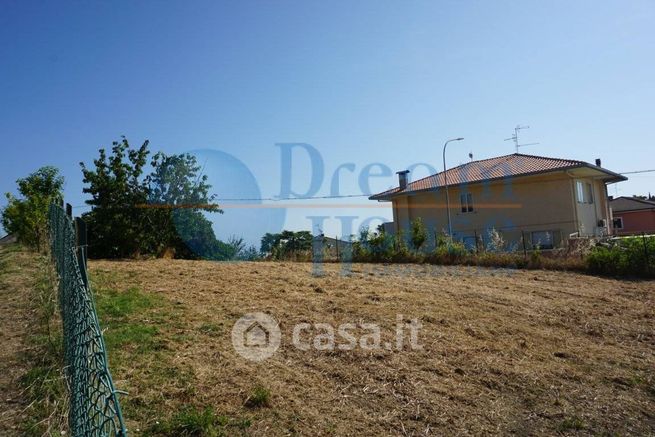 Terreno edificabile in residenziale in Contrada Giardino