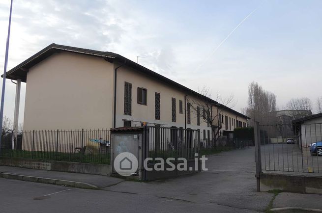 Appartamento in residenziale in Via Peschiera 3