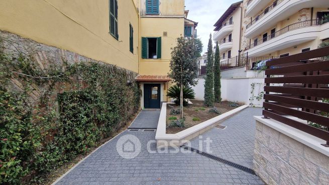 Ufficio in commerciale in Viale Vittorio Veneto