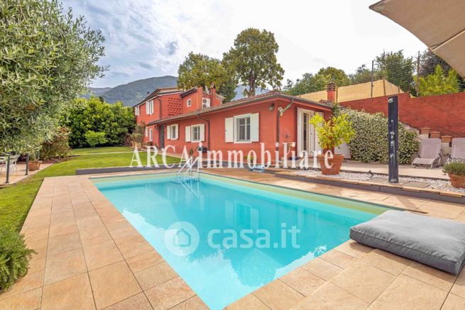 Rustico/casale in residenziale in Via Badia