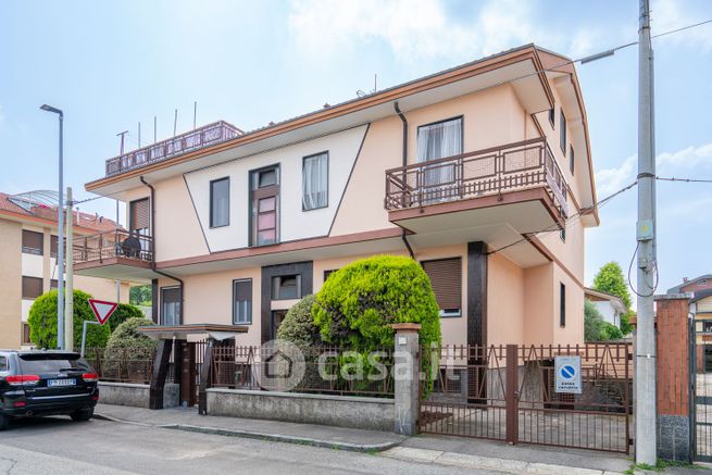 Appartamento in residenziale in Via Sagra San Michele 79