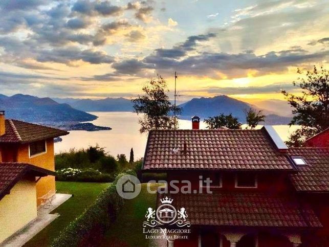 Villa in residenziale in Via Tassera 7