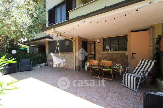 Villetta a schiera in residenziale in Via San Cristoforo 43