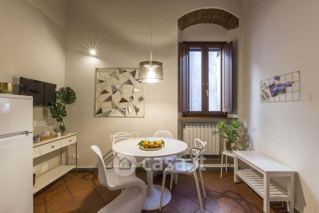 Appartamento in residenziale in Via Rosina 7