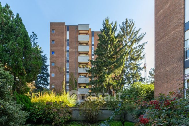 Appartamento in residenziale in Via Bernardo Zamagna 19