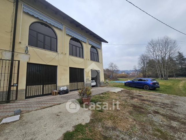 Casa bi/trifamiliare in residenziale in Via Tarditi 8