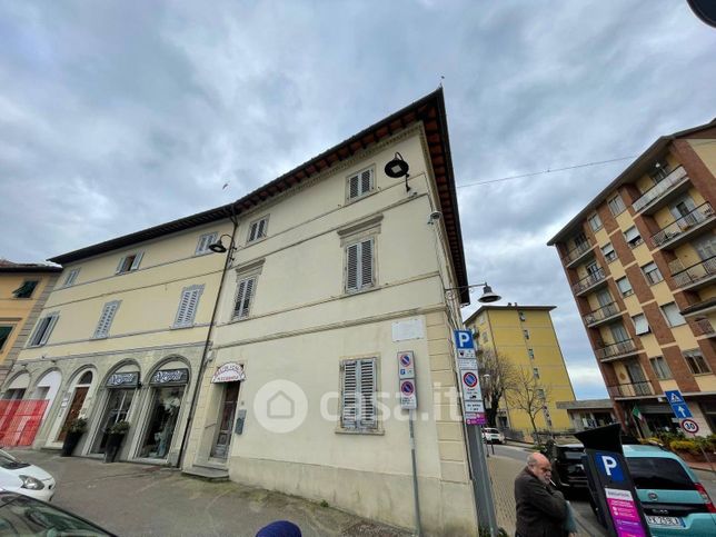 Villa in residenziale in Piazza del Popolo 19
