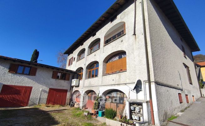 Appartamento in residenziale in Via Marche 17