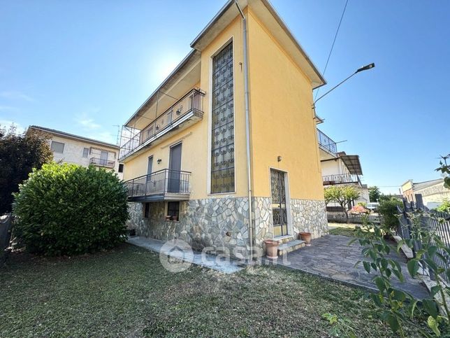 Appartamento in residenziale in Via Torino 142