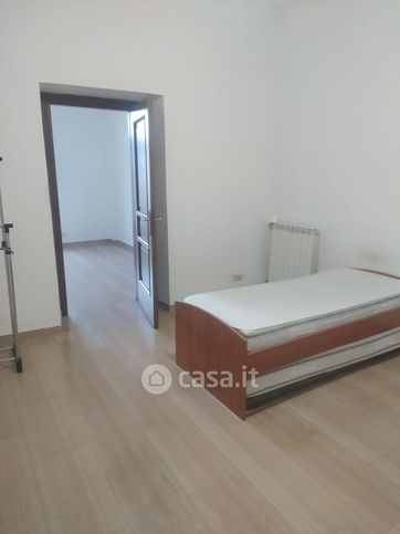 Appartamento in residenziale in Via Mario Calderara