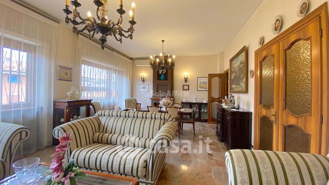 Appartamento in residenziale in Via Pasquale Baffi 26