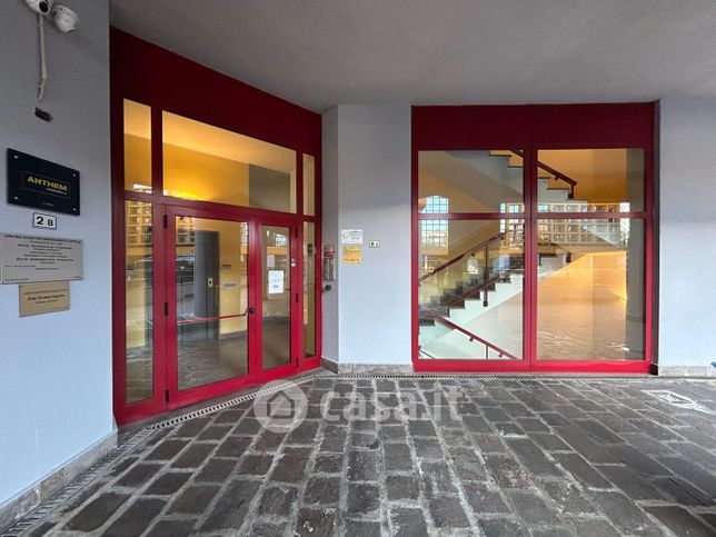 Ufficio in commerciale in Via Raffaello Sanzio 2 B