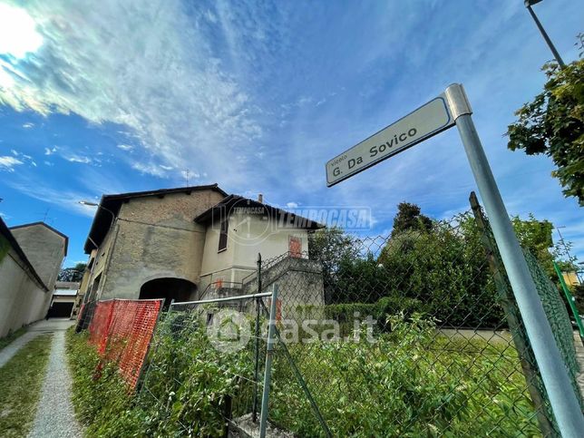 Casa indipendente in residenziale in Vicolo Giovanni da Sovico 6