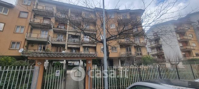 Appartamento in residenziale in Via Giacinto Greco 8