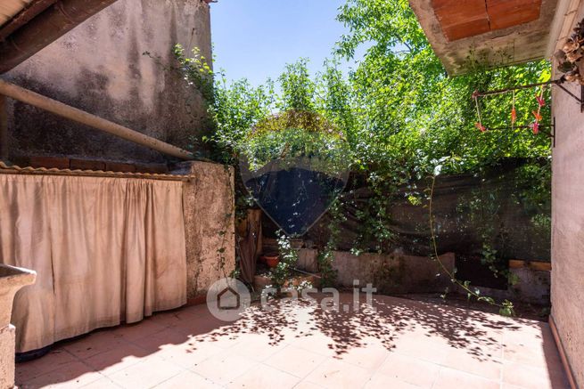 Casa indipendente in residenziale in Via Silvio Pellico 26