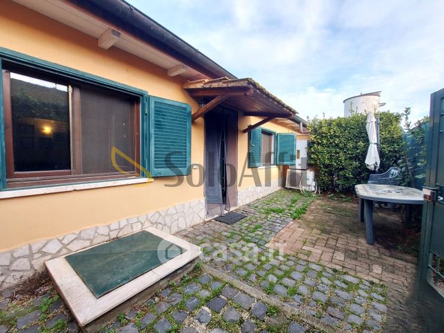 Appartamento in residenziale in Viale dei Monti dell'Ara