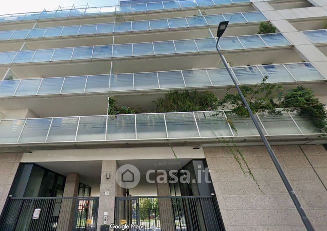 Box/posto auto in residenziale in Via Gastone da Foix 4