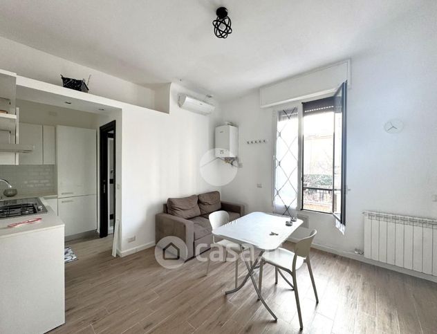 Appartamento in residenziale in Viale Giovanni da Cermenate 54