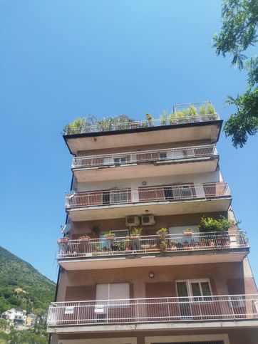 Ufficio in commerciale in Viale Ivanoe Bonomi 33