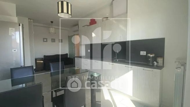 Appartamento in residenziale in Via Negroli 34