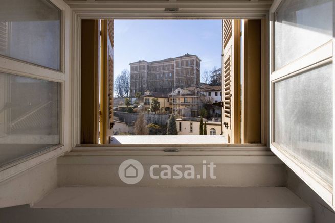 Appartamento in residenziale in Via al Castello 30