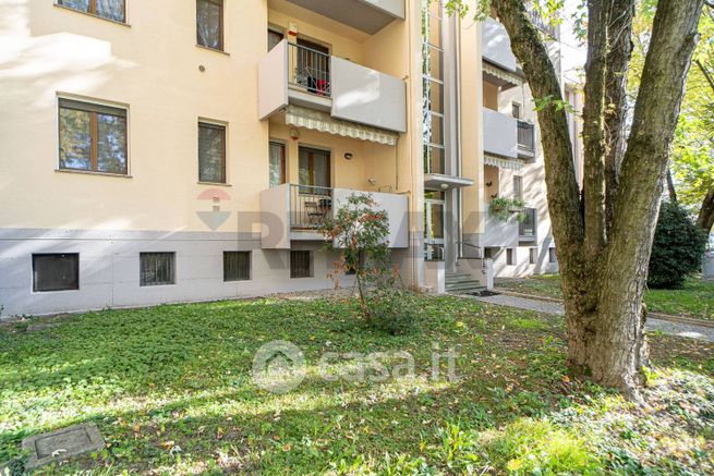 Appartamento in residenziale in Via San Bruno 5